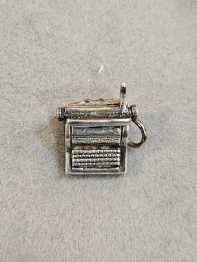 Vintage Sterling Silver Typewriter Charm Pendant Working Carriage Return